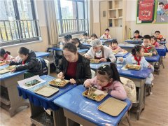 从泉源上保障食材质量、价钱公开通明；近年来