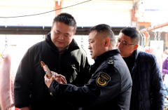 <strong>确保诚信运营、明码</strong>