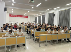 <b>连系我院食堂工做华夏、烹调加工、食物售卖、</b>